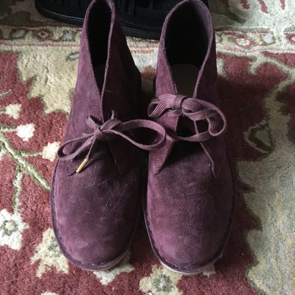 New CLARKS ORIGINAL Burgundy Suede Desert Boots Size 8 M - Picture 2 of 7